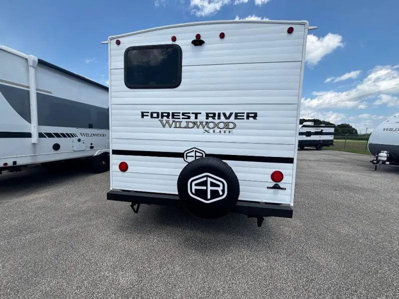 2026 Forest River Wildwood X-Lite 263BHXL — Photo 5