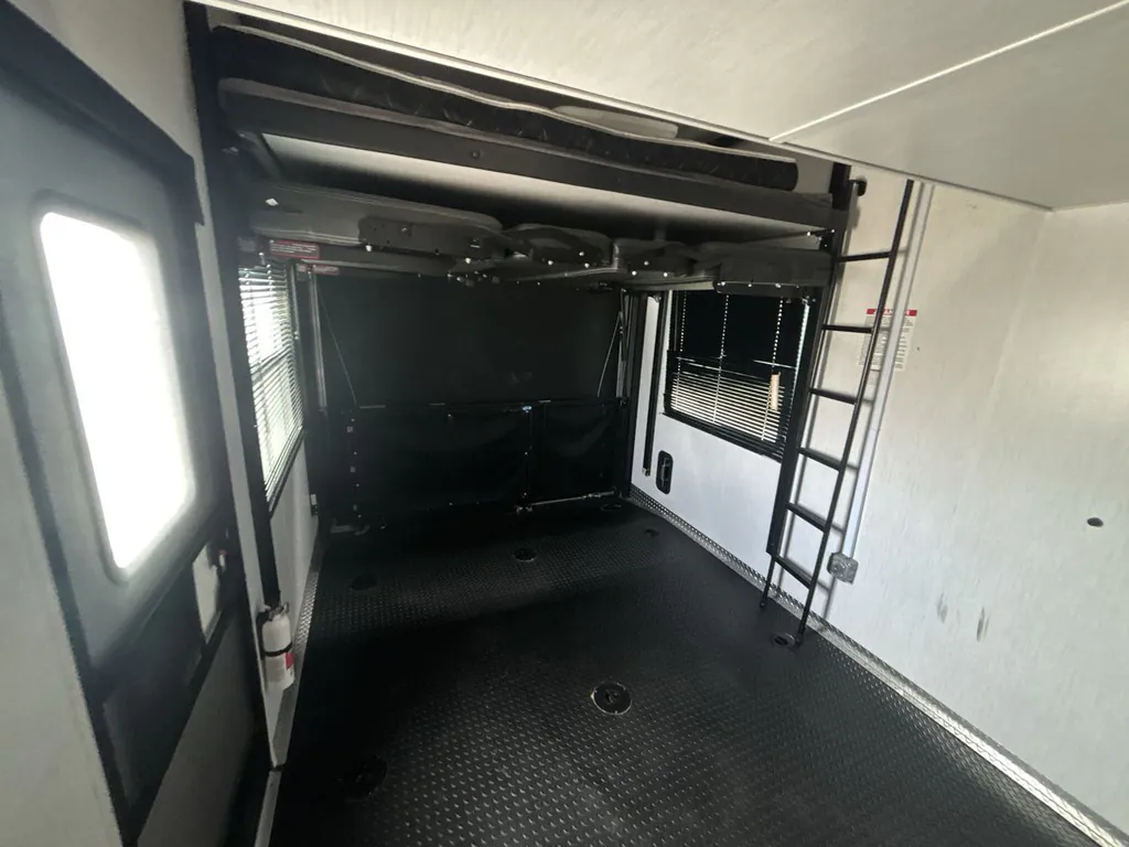 2022 Heartland Gravity 3550, Photos photo 26