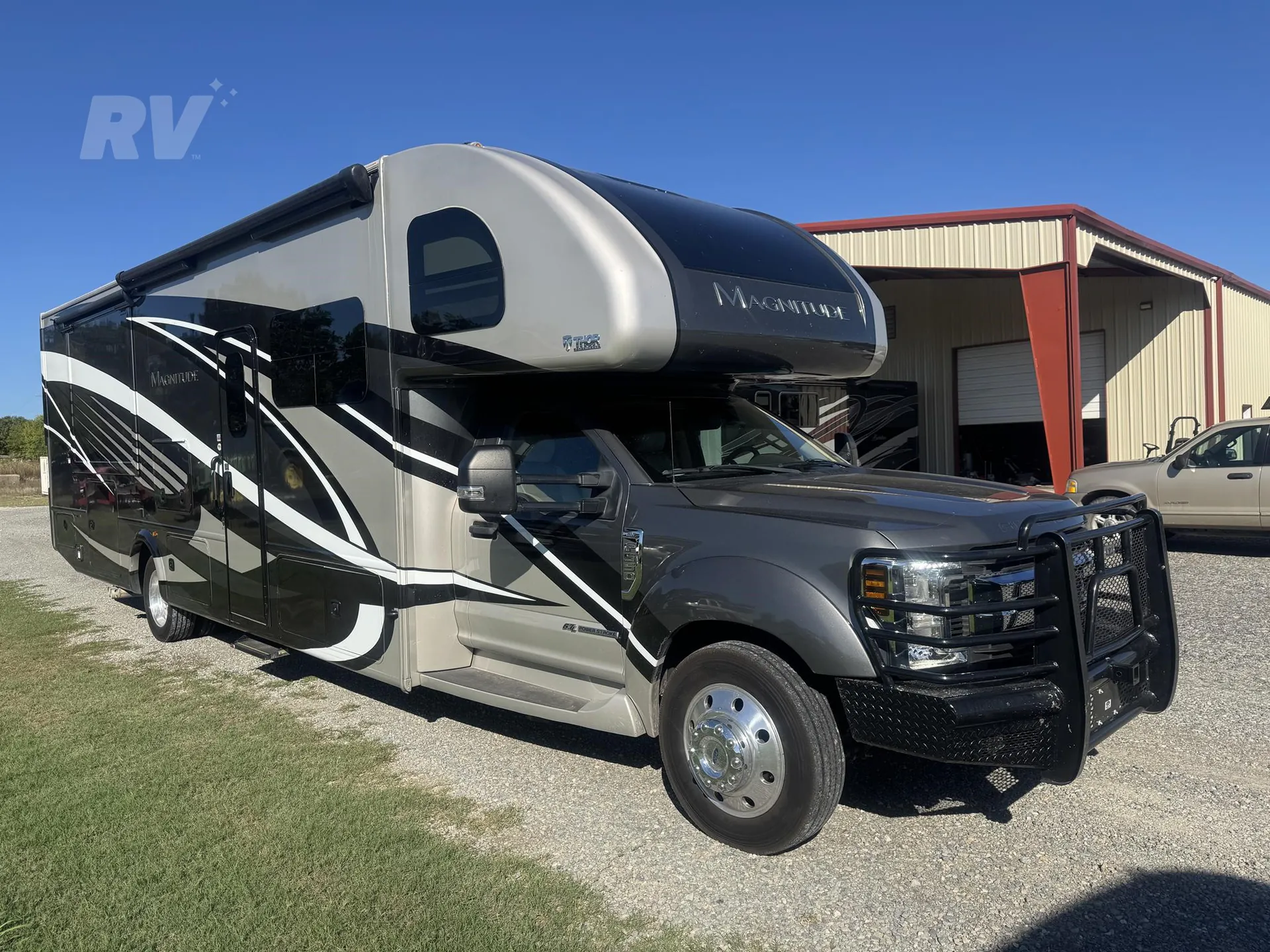 2019 Thor Motor Coach Magnitude BH35 - Photo 4