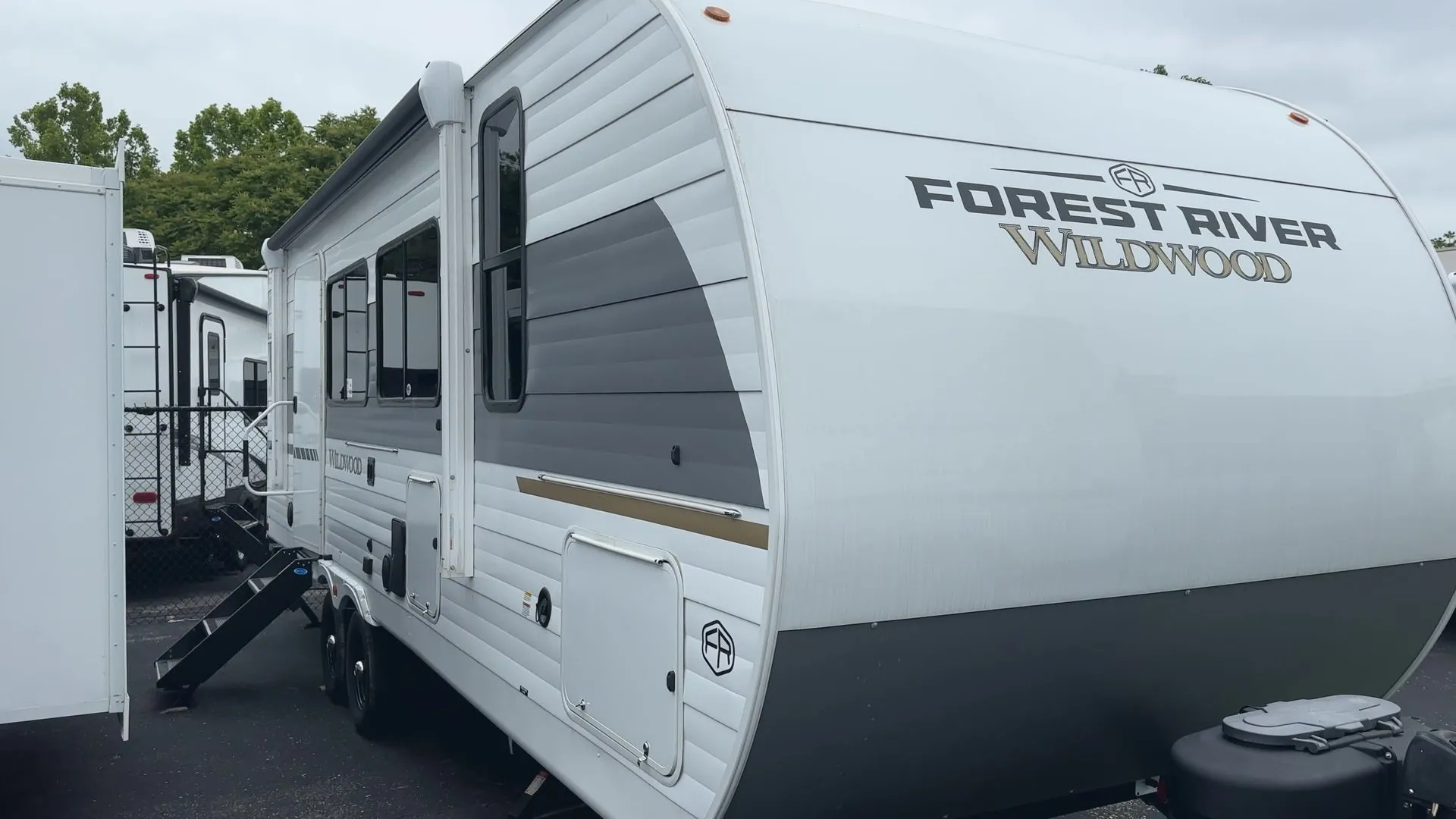 2026 Forest River Wildwood 260ICE - Photo 3