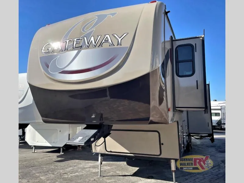 2017 Heartland Gateway Used    3660 TB - Photo 3