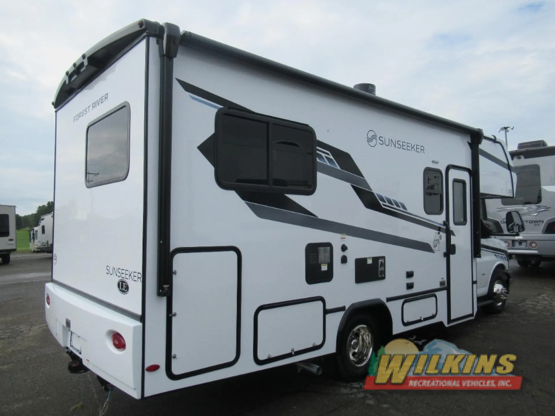 2027 Forest River Sunseeker LE 2350LE — Photo 5