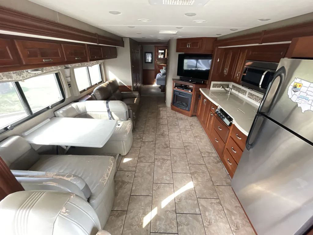 2017 Forest River Berkshire 38A, Photos photo 2