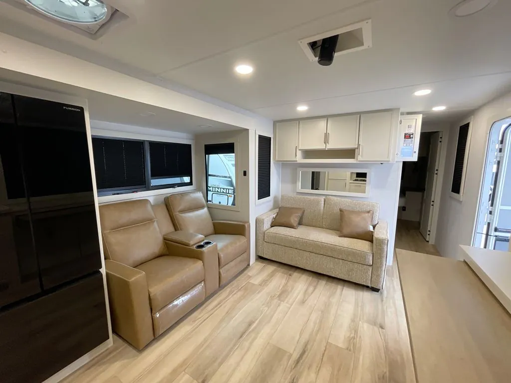 2025 Brinkley Model I 275, Photos photo 21