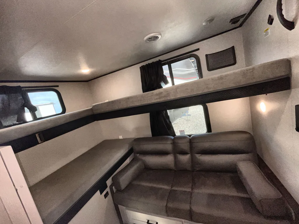 2026 Jayco Jay Feather 29QBH, Photos photo 16