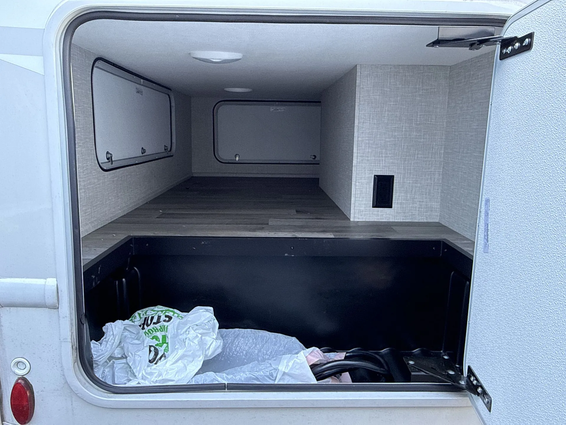 2025 Thor Motor Coach Gemini AWD 24KB - Photo 3
