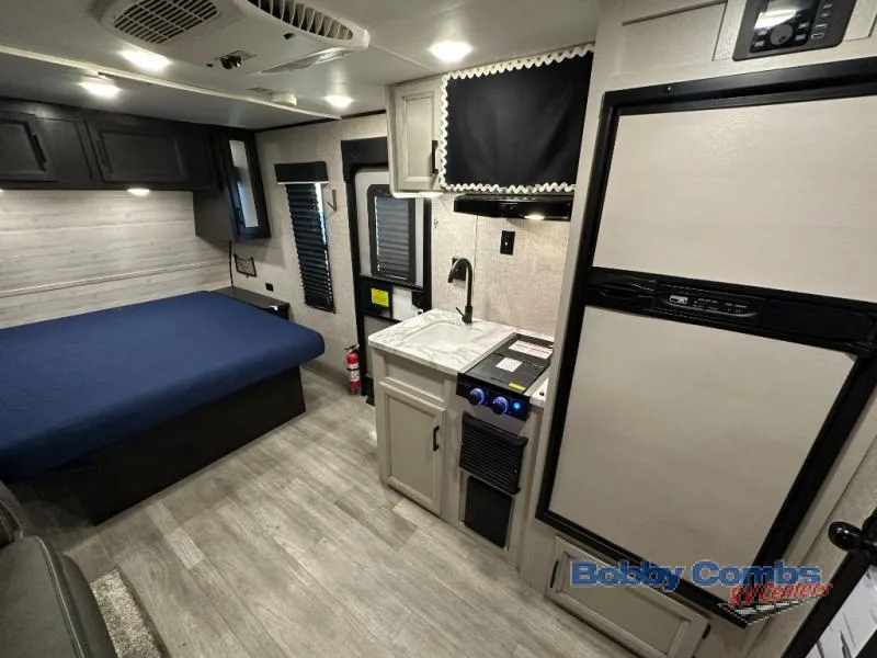 2022 Jayco Jay Flight SLX 7 183RBW - Photo 4