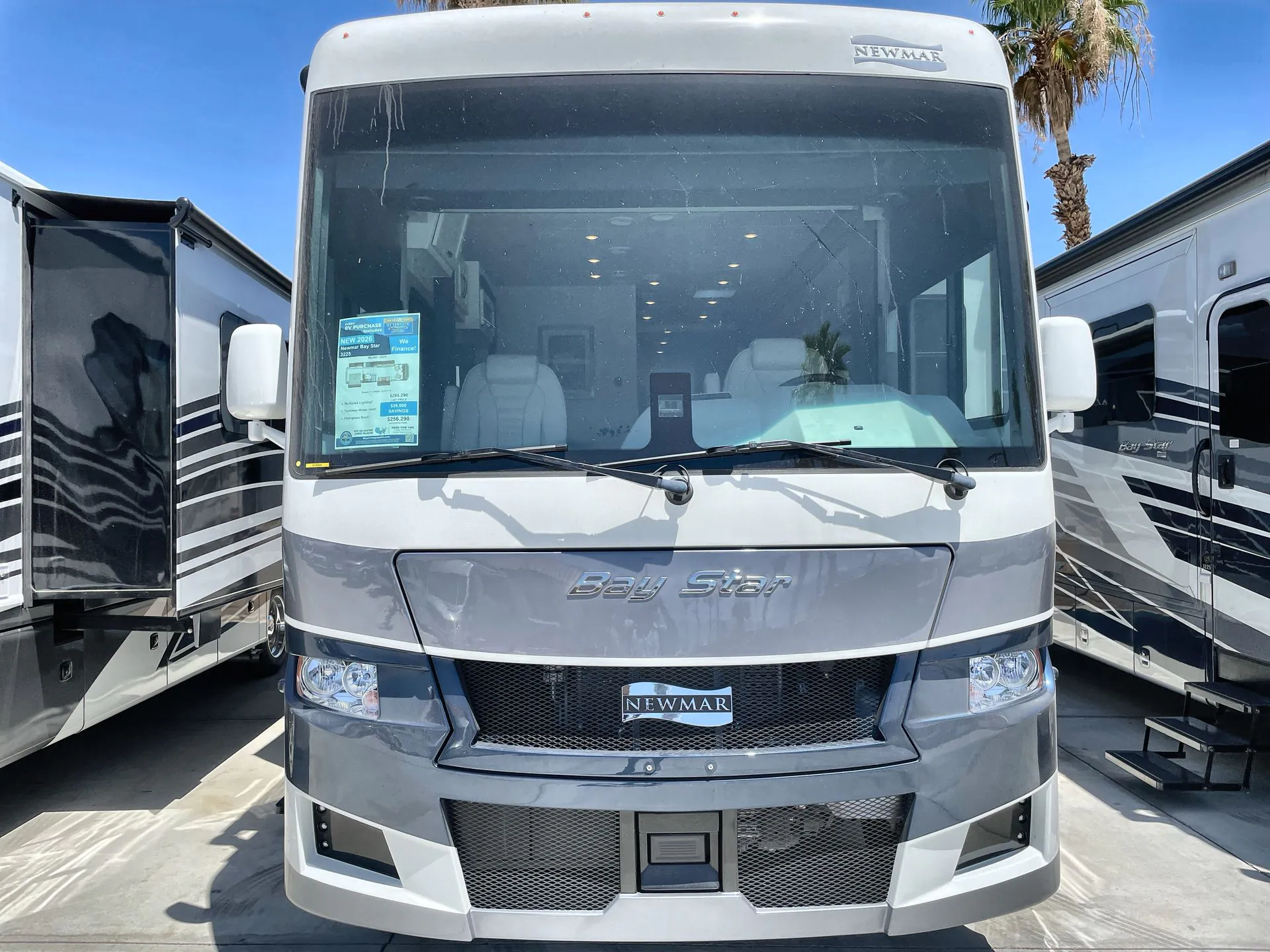 2026 Newmar Bay Star 3225 - Photo 2