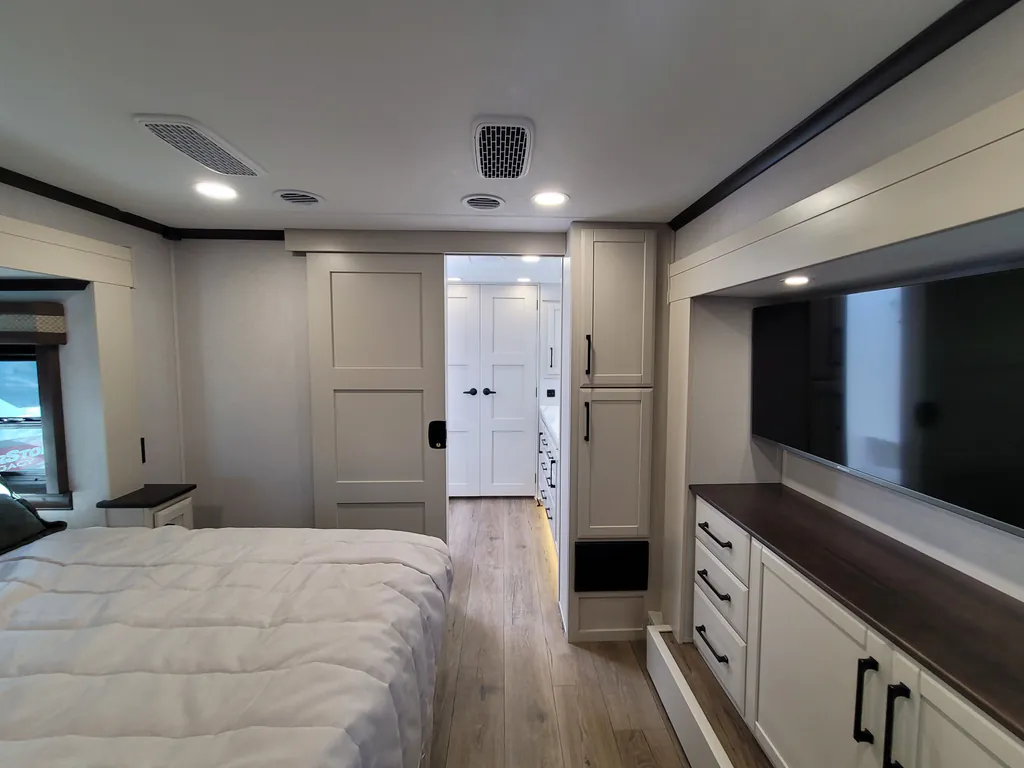 2026 Forest River Riverstone Legacy 43BFC, Photos photo 47