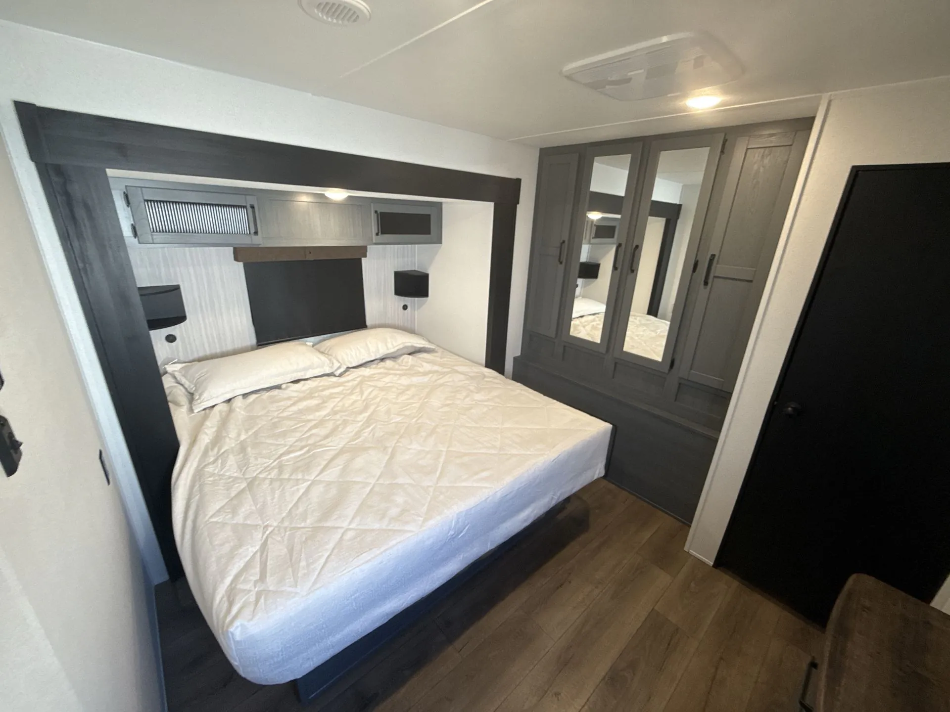 2027 Forest River Puma Vista 39DBT — Photo 6