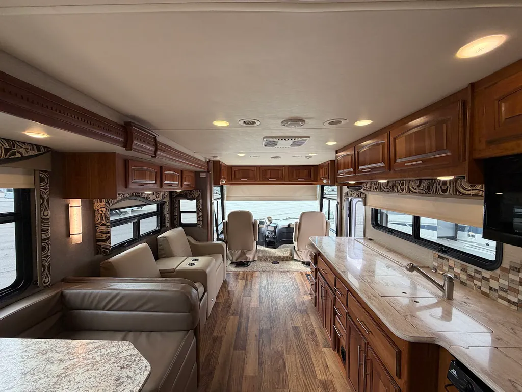 2017 Jayco Precept 35S, Photos photo 5
