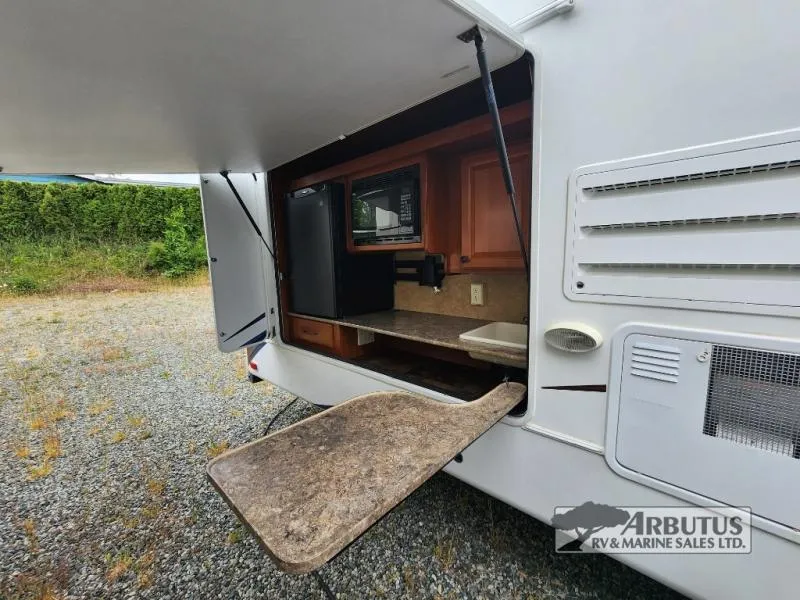 2012 Heartland Sundance 3300CK - Photo 2