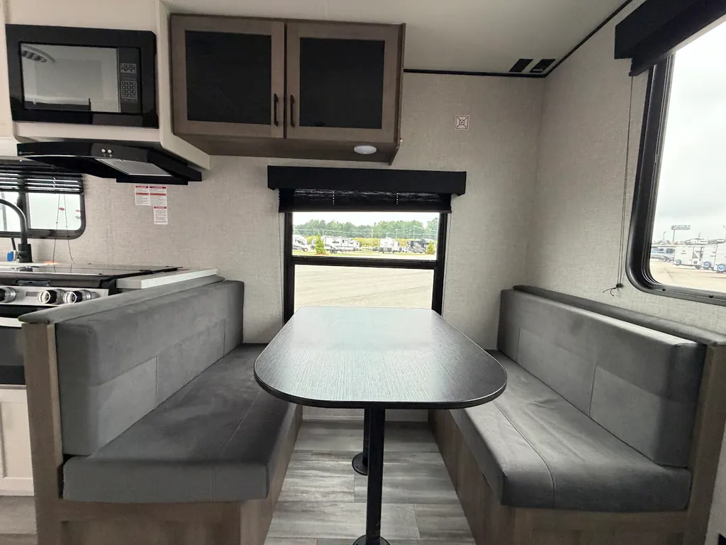 2025 Jayco Jay Flight SLX 210QB, Photos photo 24