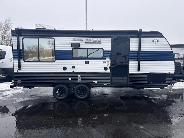 2026 Forest River Cherokee Grey Wolf 19SM - Photo 2