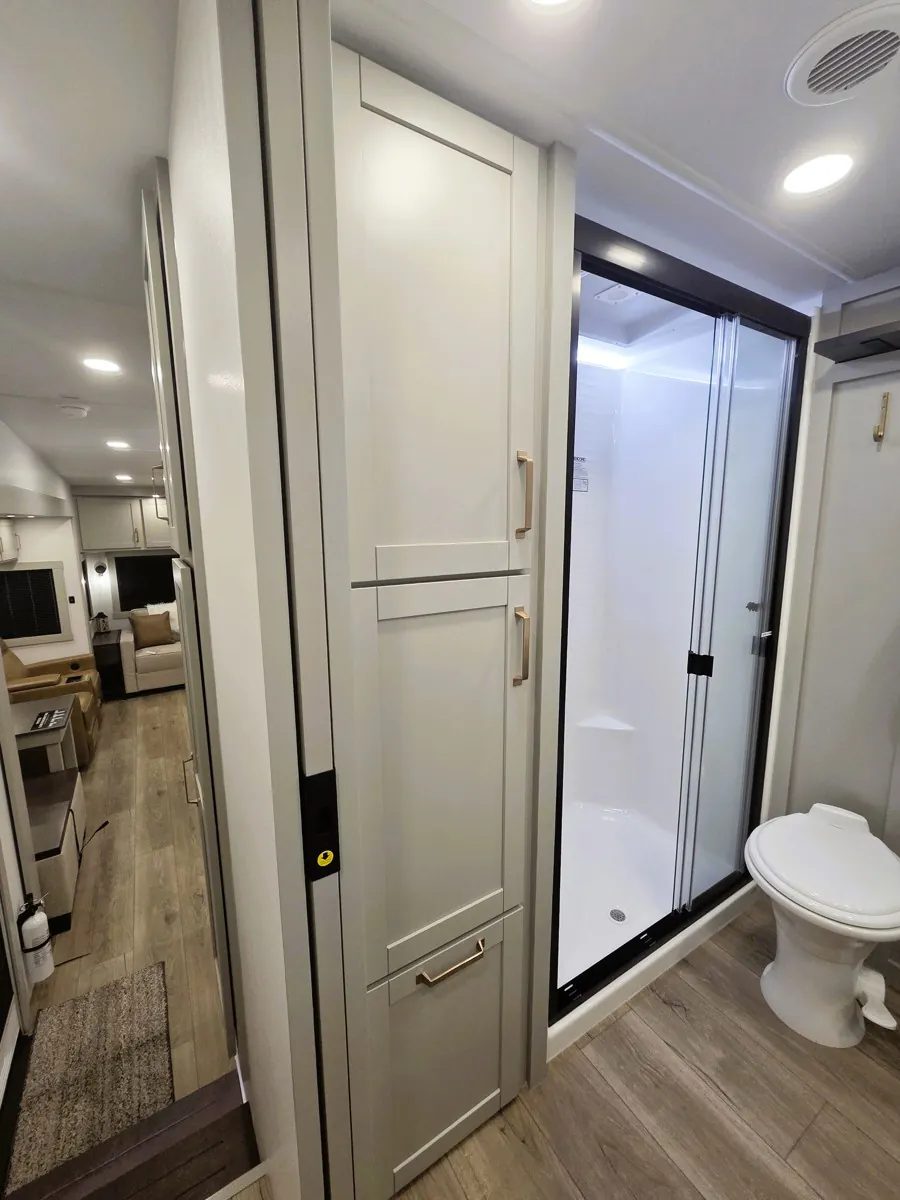 2026 Brinkley Model Z 3600, Photos photo 12