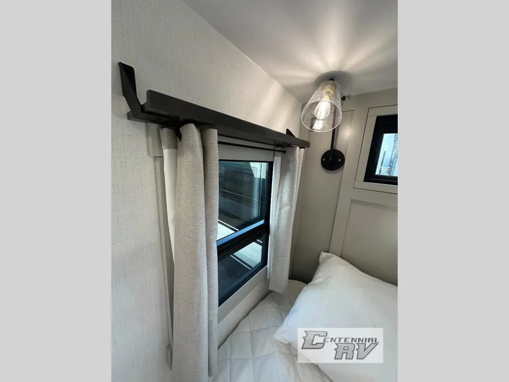 2026 Brinkley Model G 3950, Photos photo 66