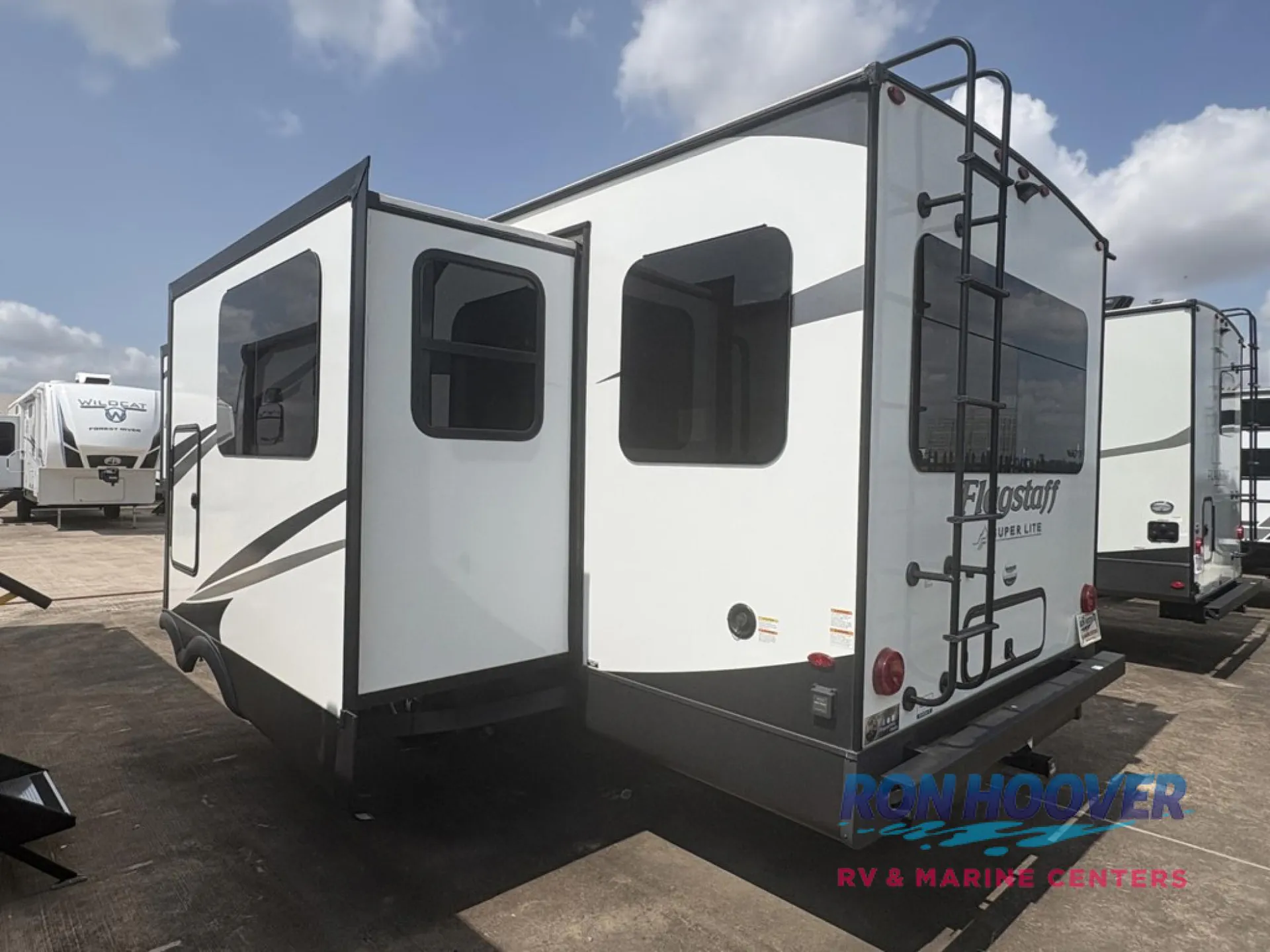 2025 Forest River Flagstaff Super Lite 26SRD - Photo 4