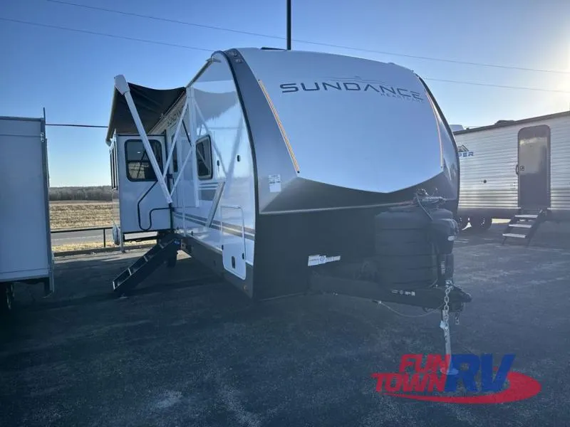 2026 Heartland Sundance Ultra-Lite 31BROK - Photo 2