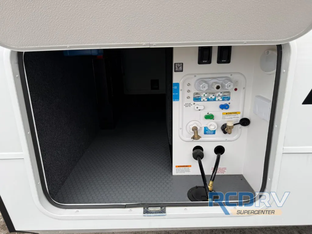2026 Brinkley Model I 294, Photos photo 18