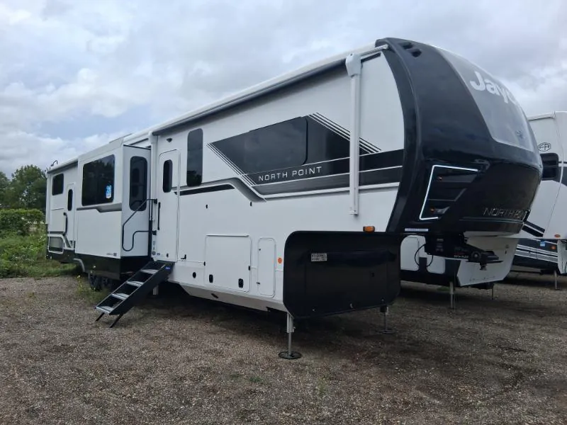 2027 Jayco North Point 391TBBH, Photos photo 4