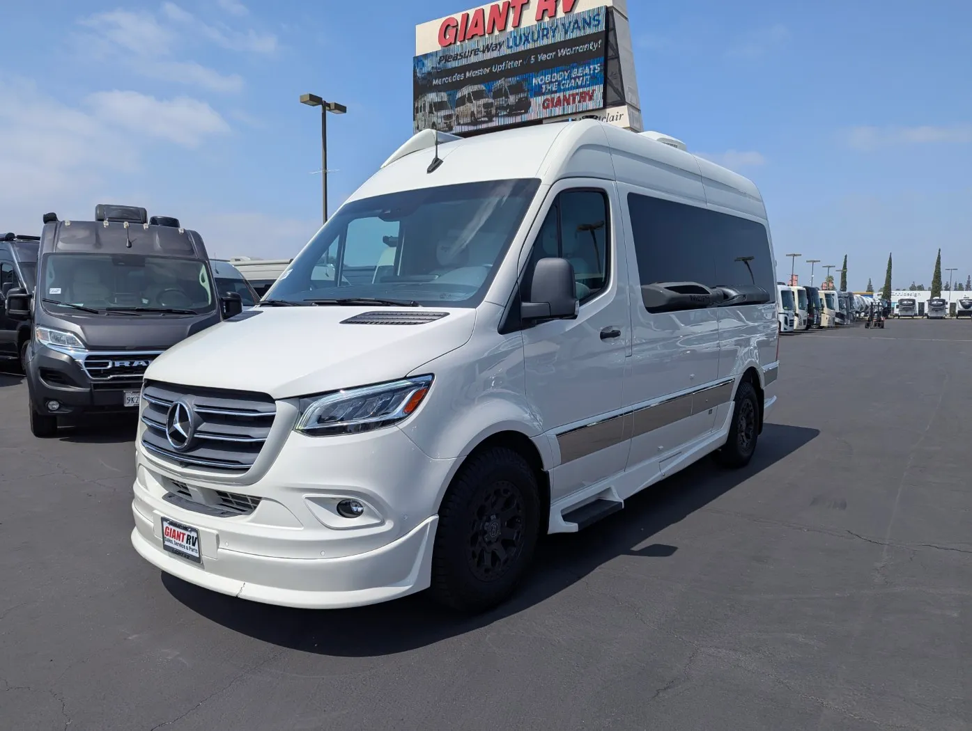 2024 Grech RV TURISMO-ion Twin Twin - Photo 3