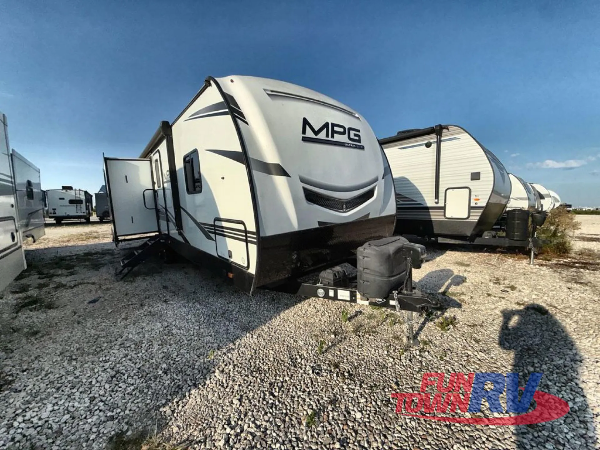 2022 Cruiser RV MPG 2780RE - Photo 3