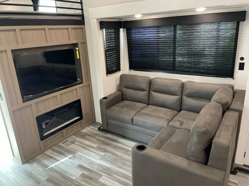 2026 Jayco Jay Flight Bungalow 404LOFT DS, Photos photo 16