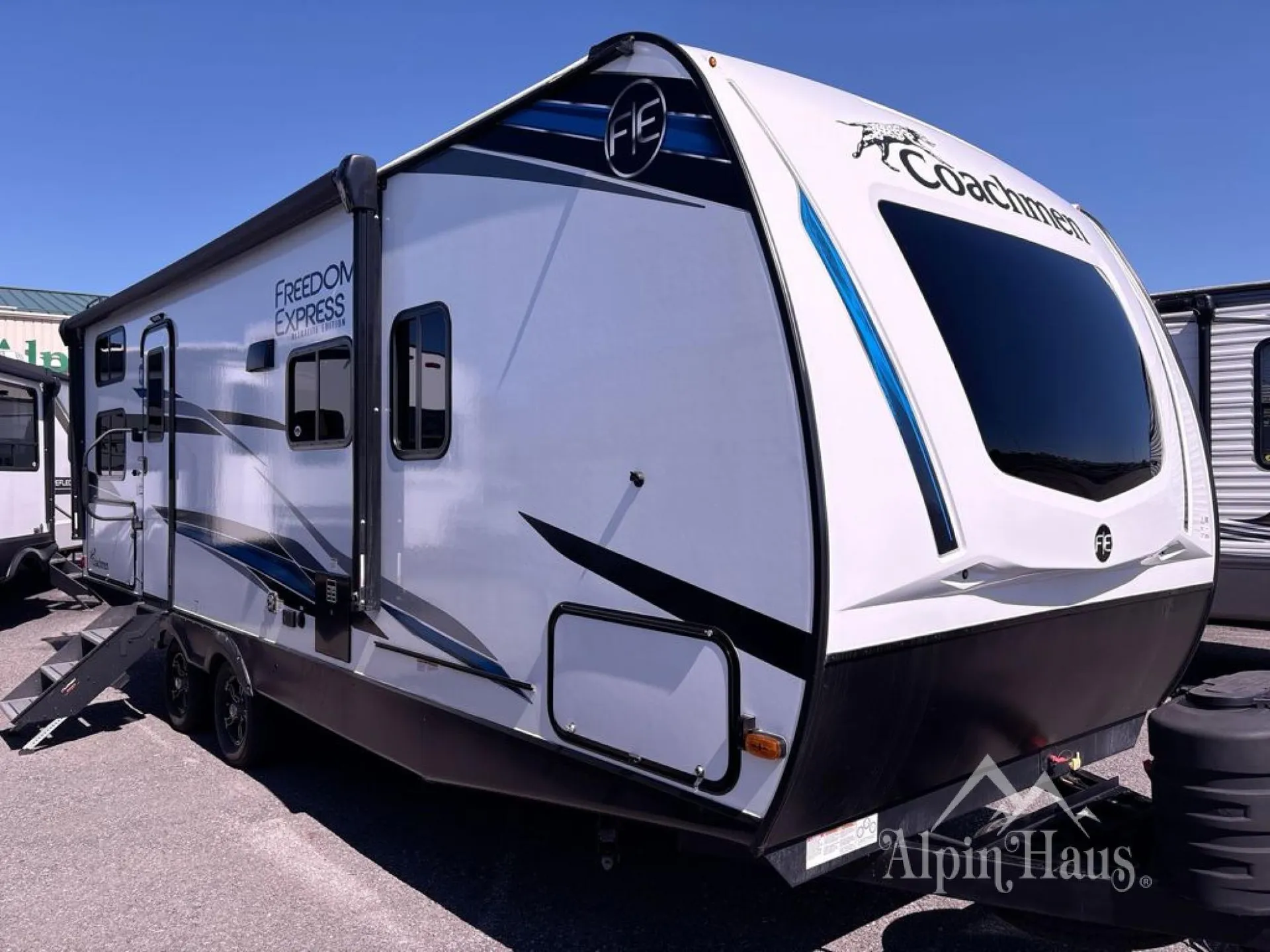 2024 Coachmen Freedom Express Ultra Lite 258BHS - Photo 2