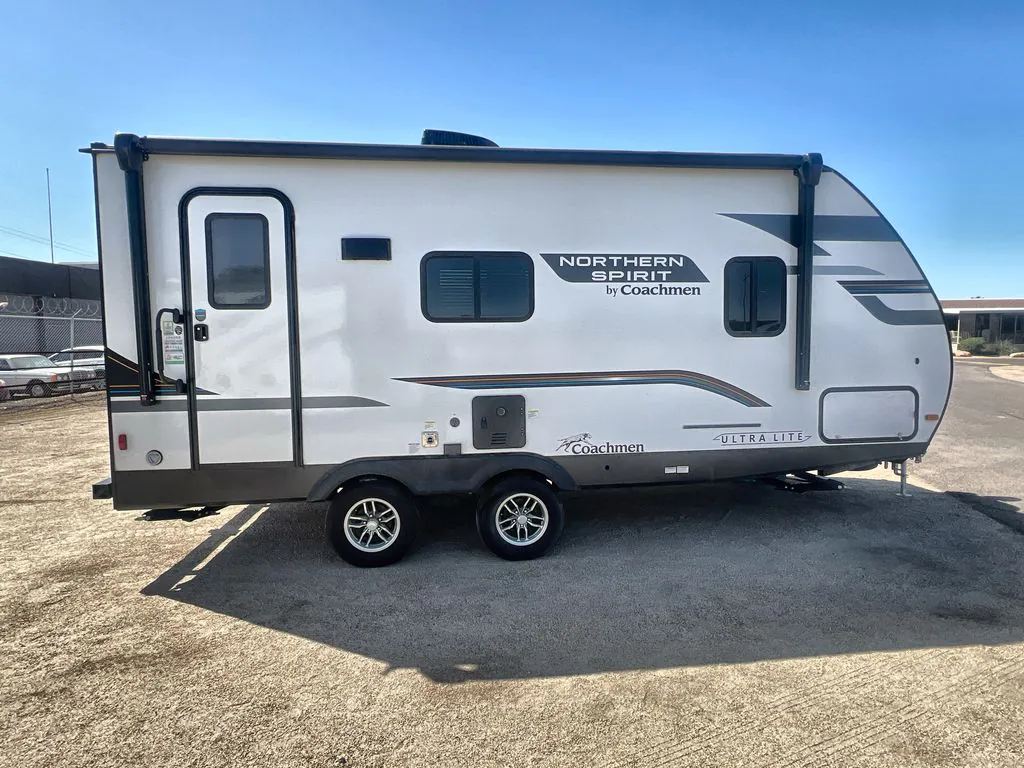 2025 Coachmen Northern Spirit Ultra Lite 1943RB - Photo 2