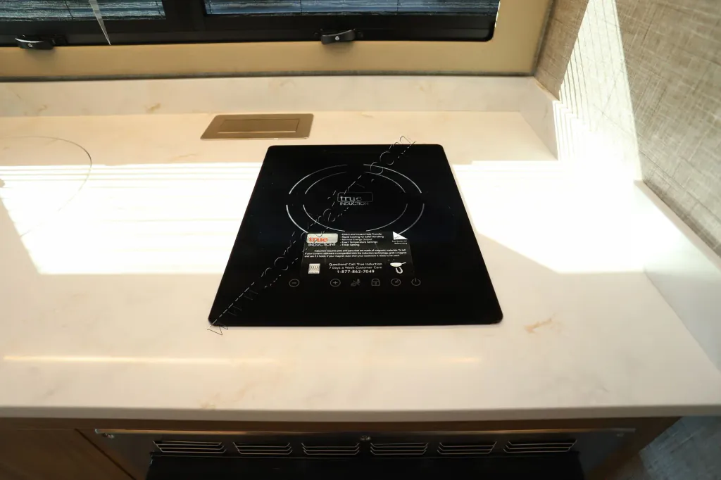 2026 Tiffin Wayfarer 25 XLW, Photos photo 14