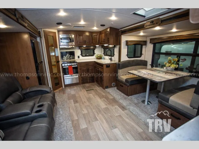 2026 Outdoors RV Black Stone Titanium Series 250RKS - Photo 4