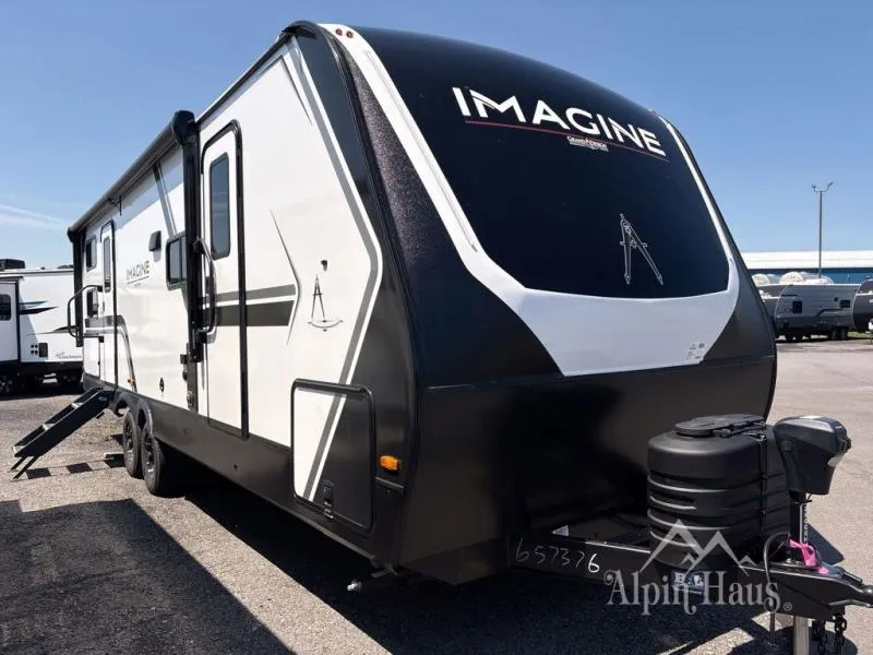2026 Grand Design Imagine 2800BH - Photo 2