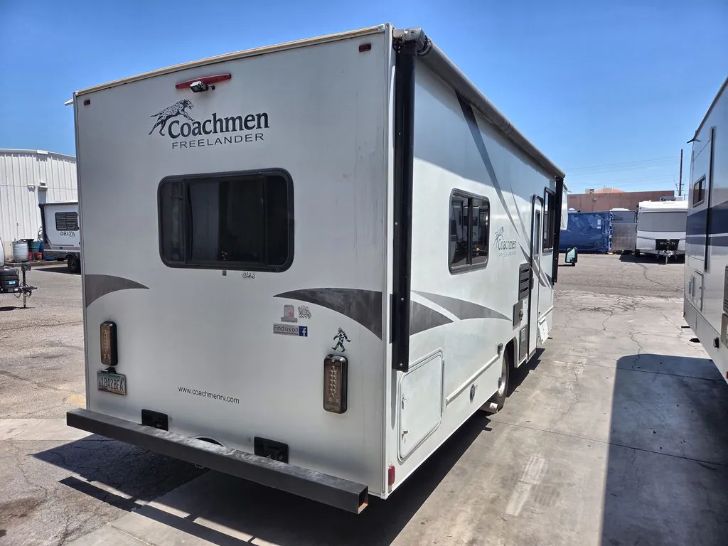 2021 Coachmen Freelander 27QB - Photo 3