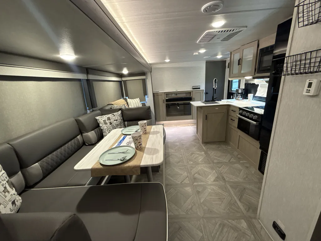 2024 Forest River Salem Cruise Lite 273QBXL, Photos photo 3