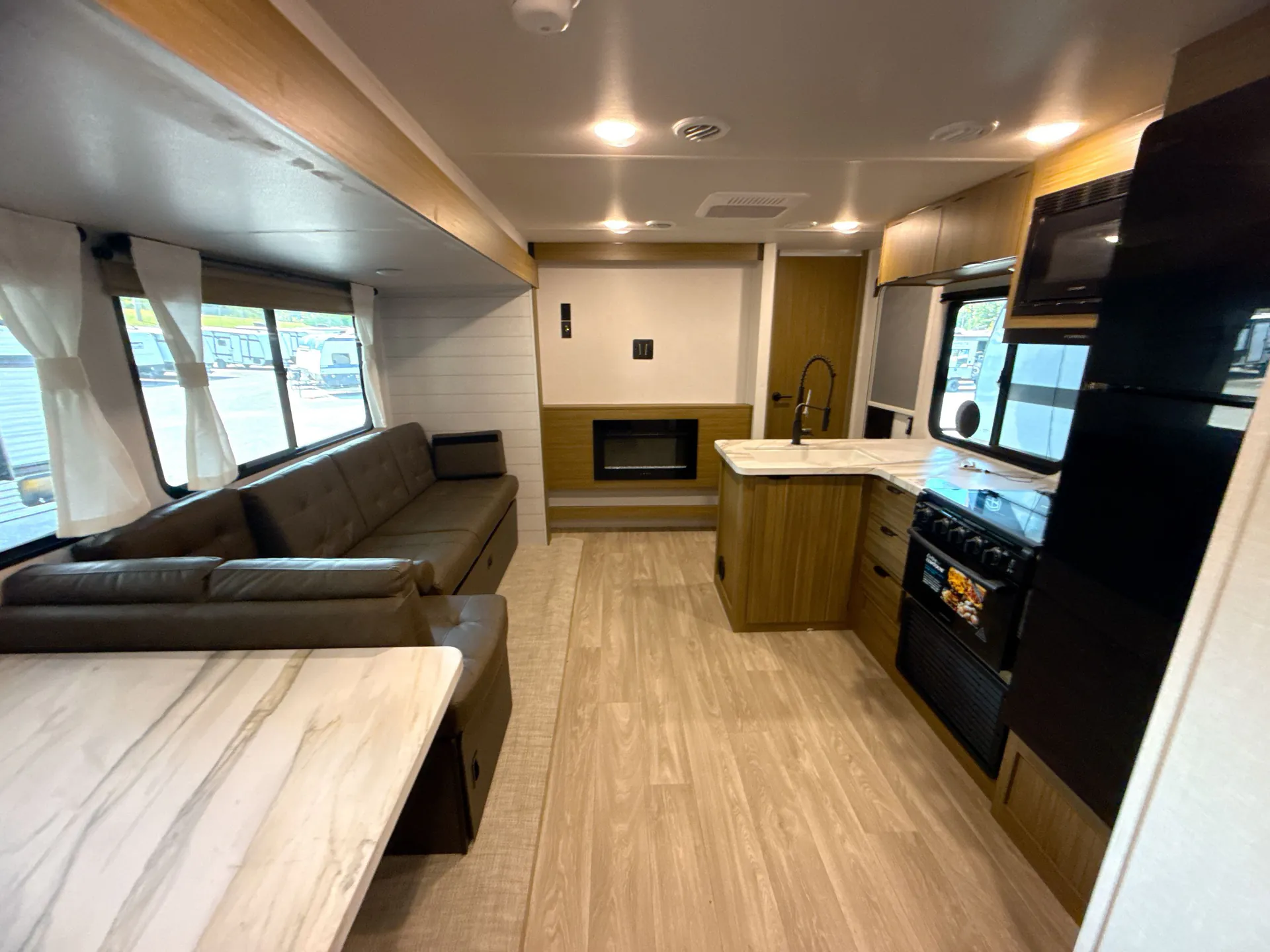 2027 Forest River Wildwood 31KQBTS — living area main
