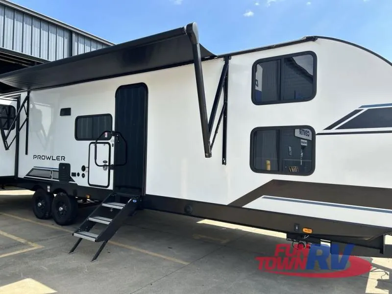 2025 Heartland Prowler 3212BH - Photo 2