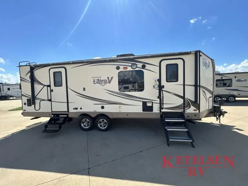 2016 Forest River RV Rockwood Ultra V 2618VS - Main photo