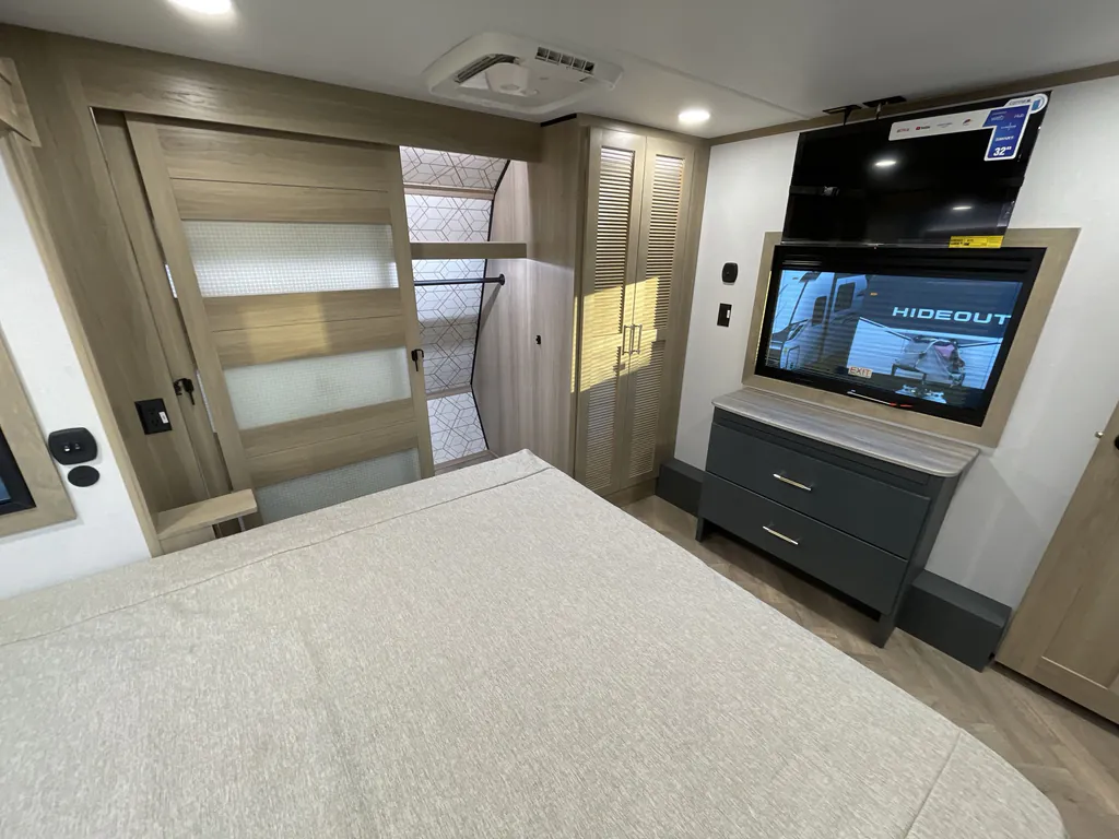 2026 Keystone Raptor 415, Photos photo 16