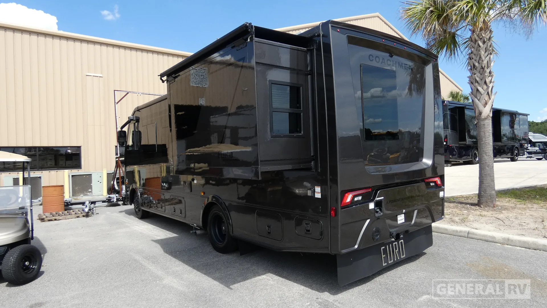 2027 Coachmen Euro 25EU - Photo 4
