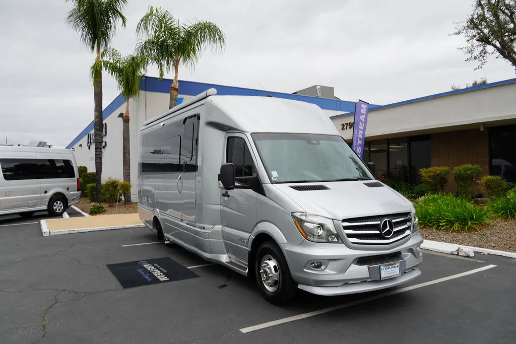 2018 Airstream Atlas Murphy Suite - Photo 2