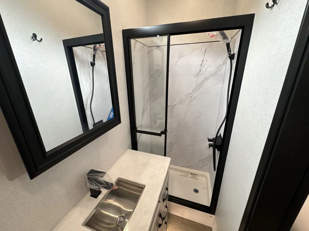 2026 Jayco North Point 395DSDB, Photos photo 22