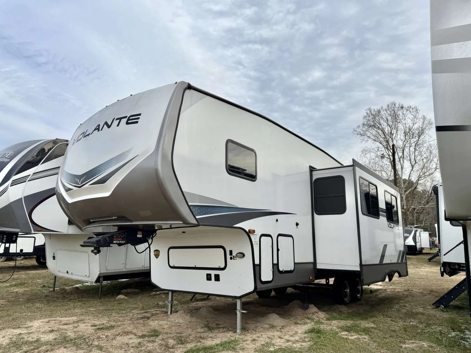 2024 CrossRoads Volante 270BH - Photo 4