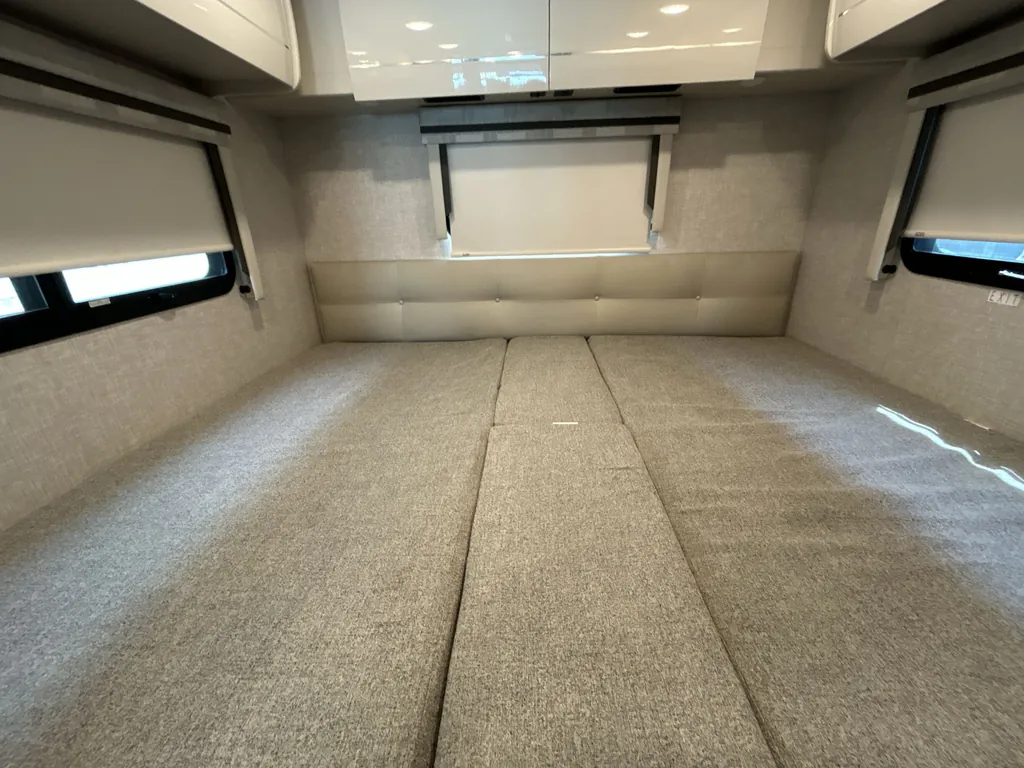 2025 Thor Motor Coach Axis 26.2, Photos photo 26