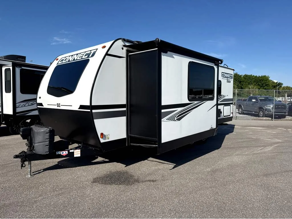 2022 KZ RV Connect SE C221FKKSE - Photo 3