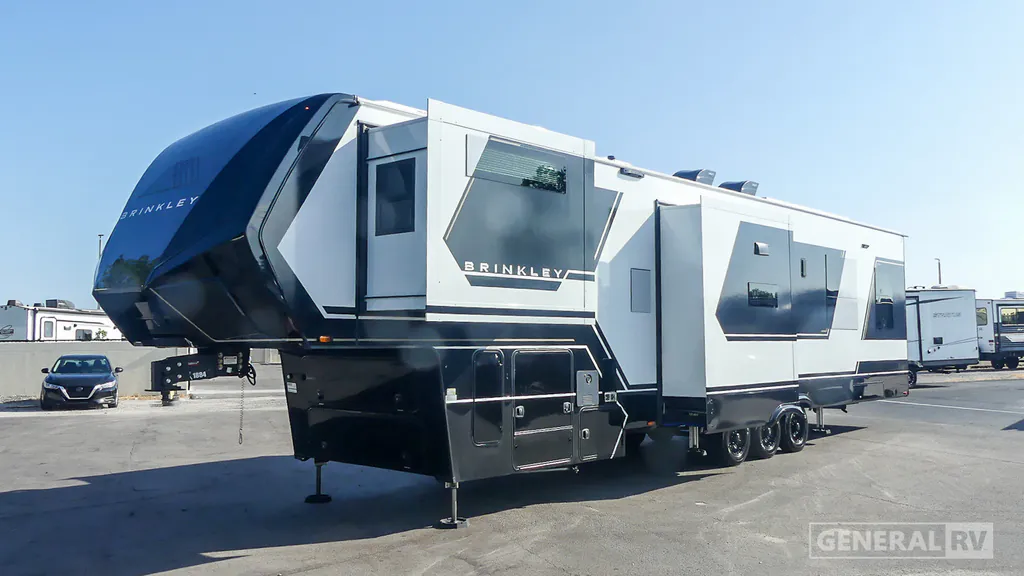 2025 Brinkley Model G 4000, Photos photo 5
