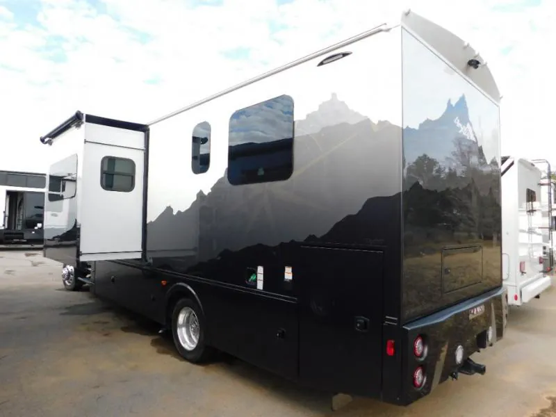 2025 Dynamax Corp Isata 5 Series 28SS - Photo 4