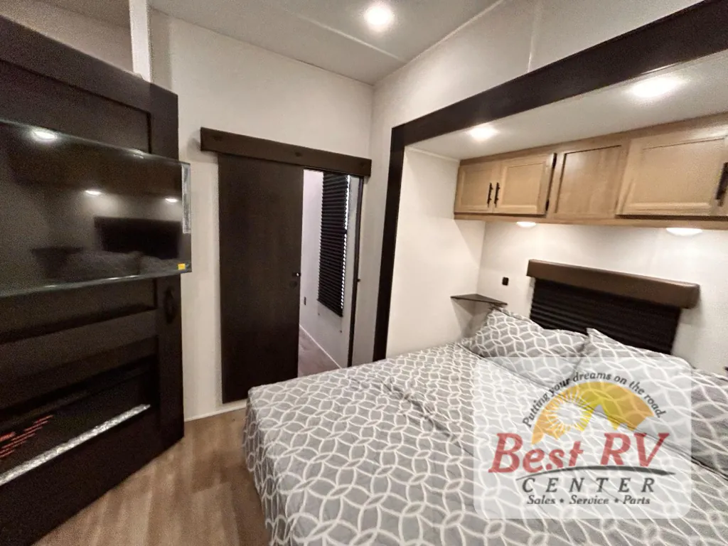 2027 Forest River Cherokee Timberwolf 39DC, Photos photo 50