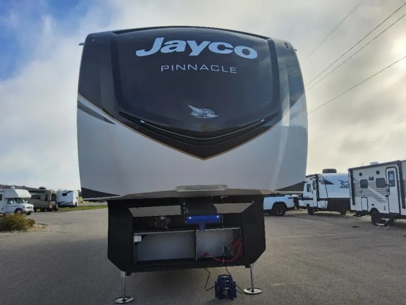 2026 Jayco Pinnacle 36FBTS - Photo 3