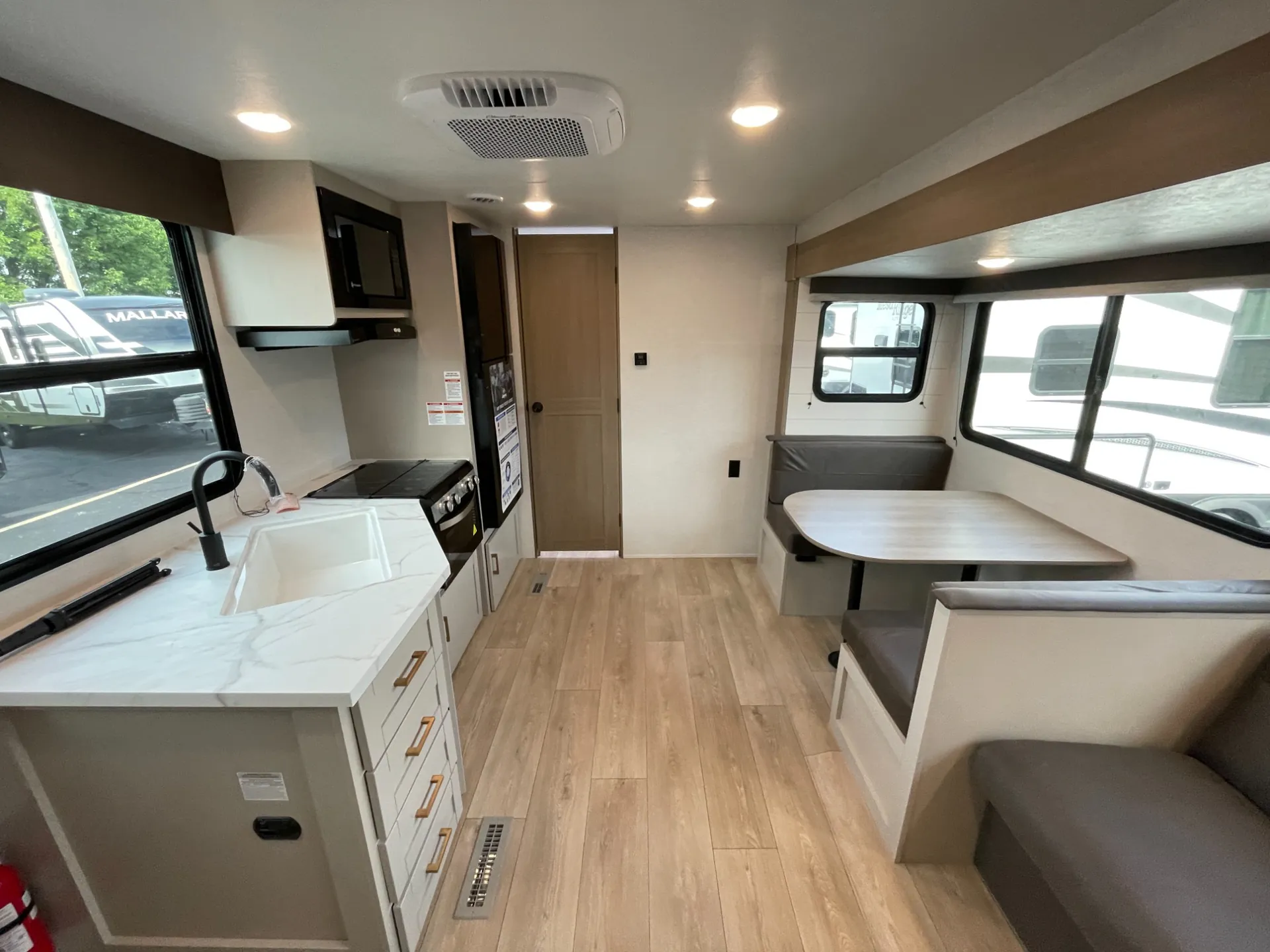 2027 Jayco Jay Flight 265MWS - Photo 2