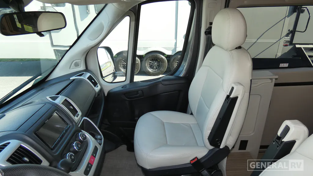 2021 Thor Motor Coach Tellaro 20LT, Photos photo 12